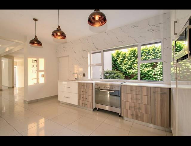 5 BEDROOM PROPERTY TO RENT IN DAINFERN GOLF ESTATE